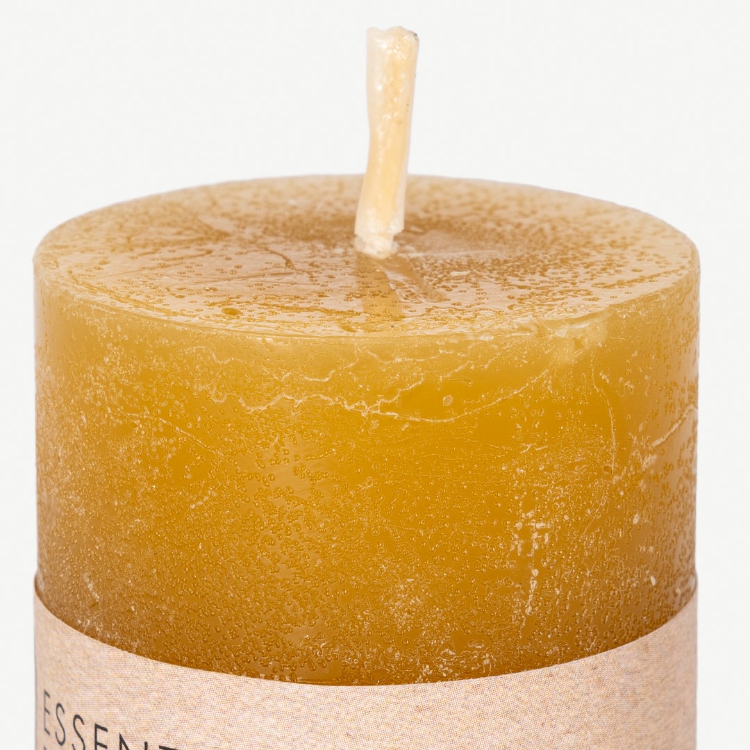 Leena Pillar Candle Amber -4x5cm