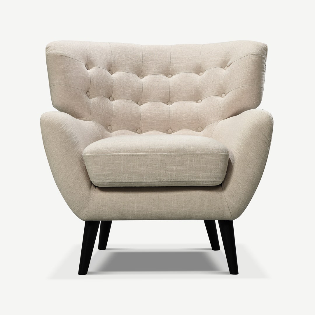 Beige reading chair 2025