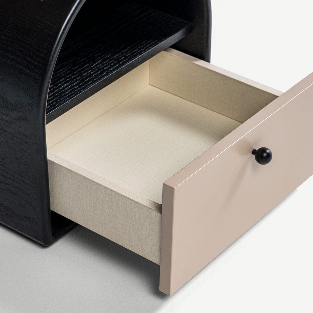 ليريا طاولة جانبية - متعدد الألوان