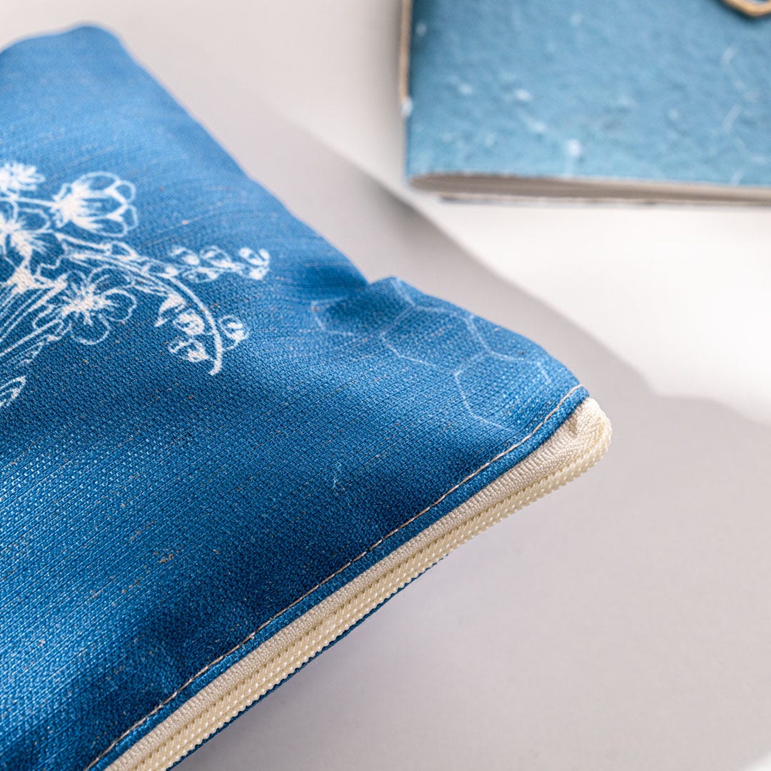 Liberty Pouch -26x18cm