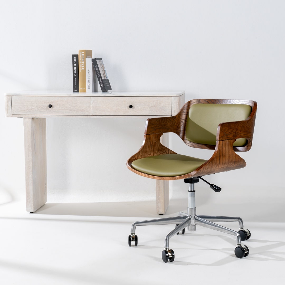 Study armchair top