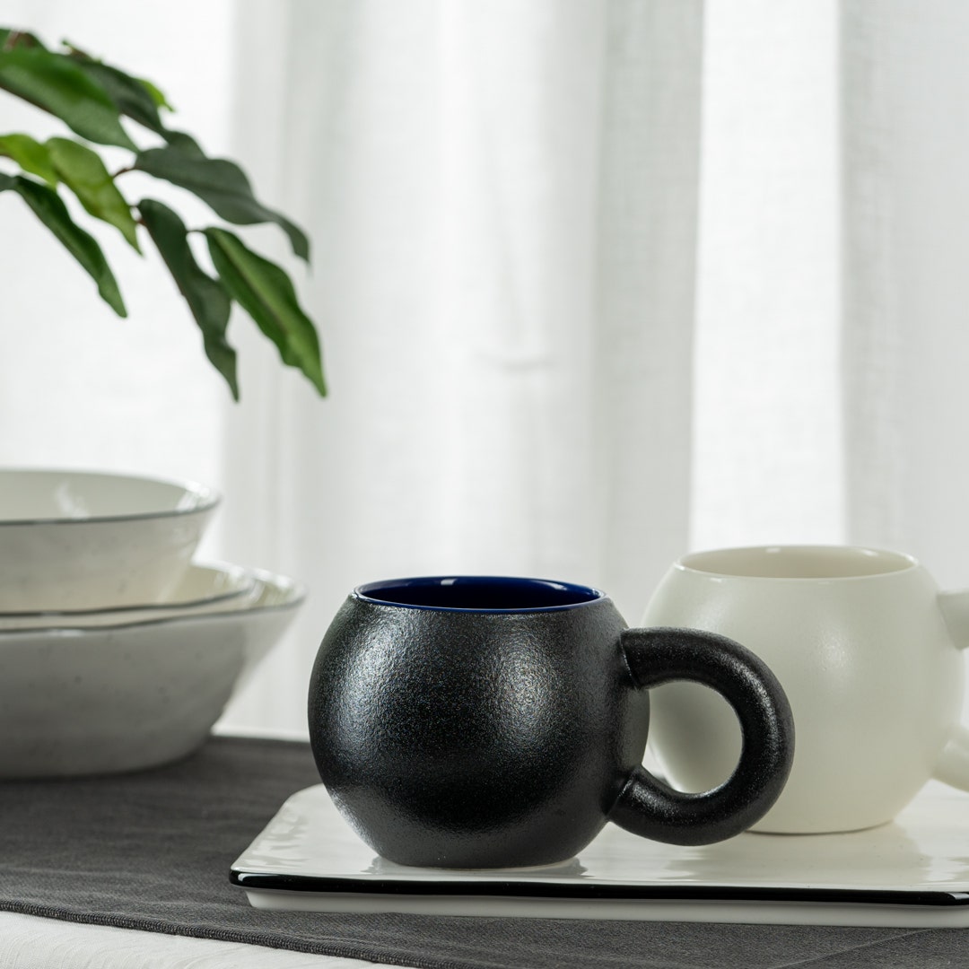 Lyris Mug Black 400ml