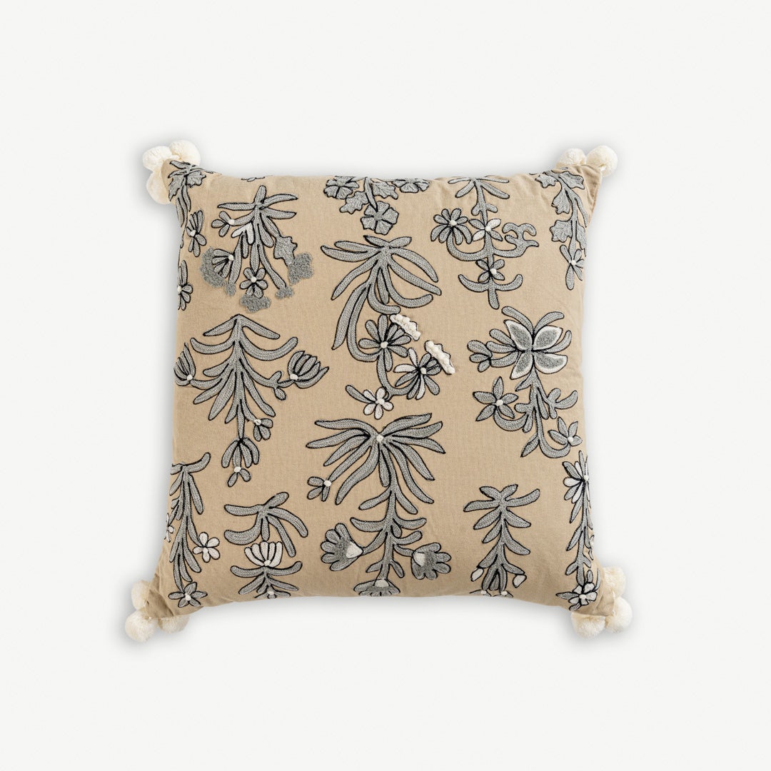 Meraha Emb. Cushion W/Tassels- 50x50cm