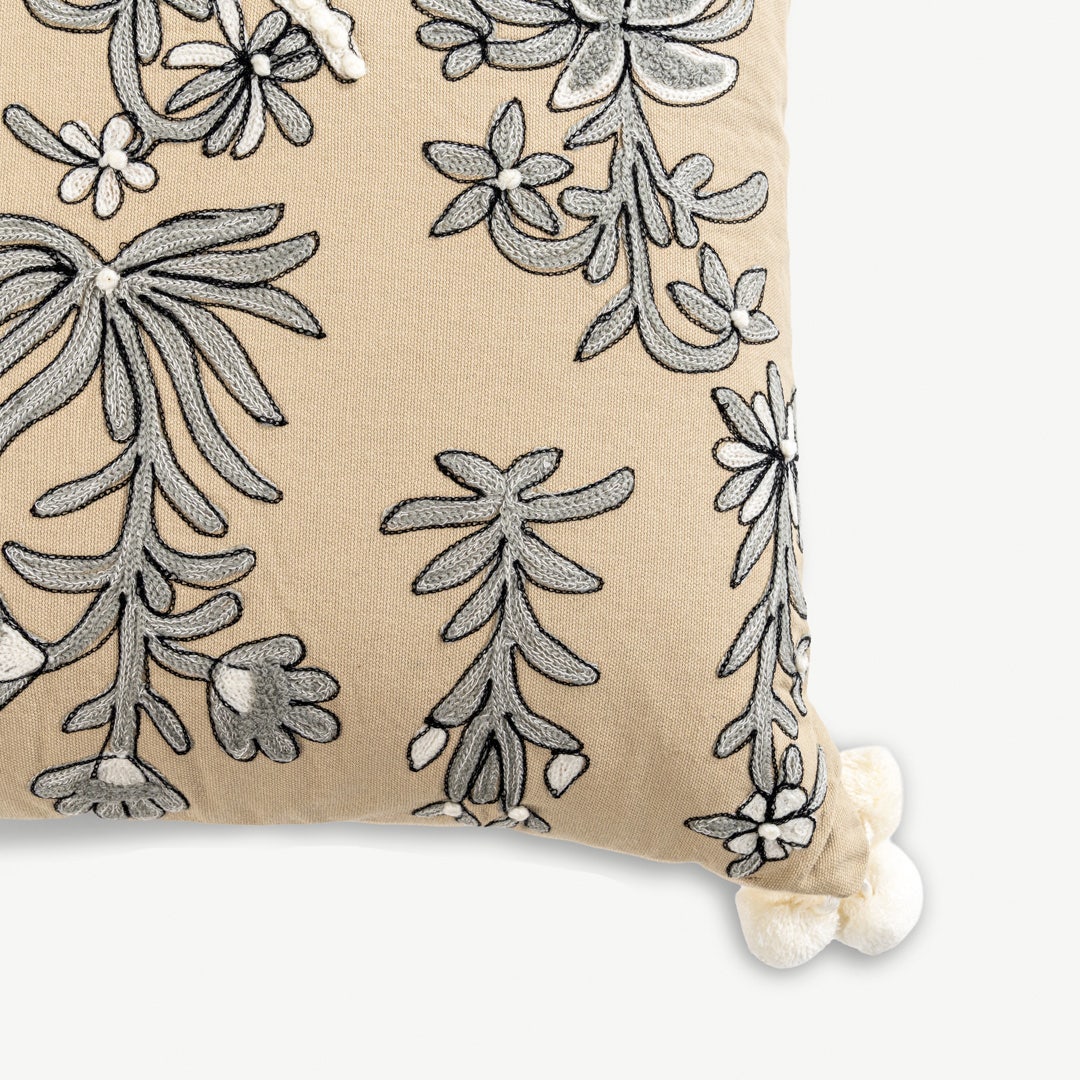 Meraha Emb. Cushion W/Tassels- 50x50cm
