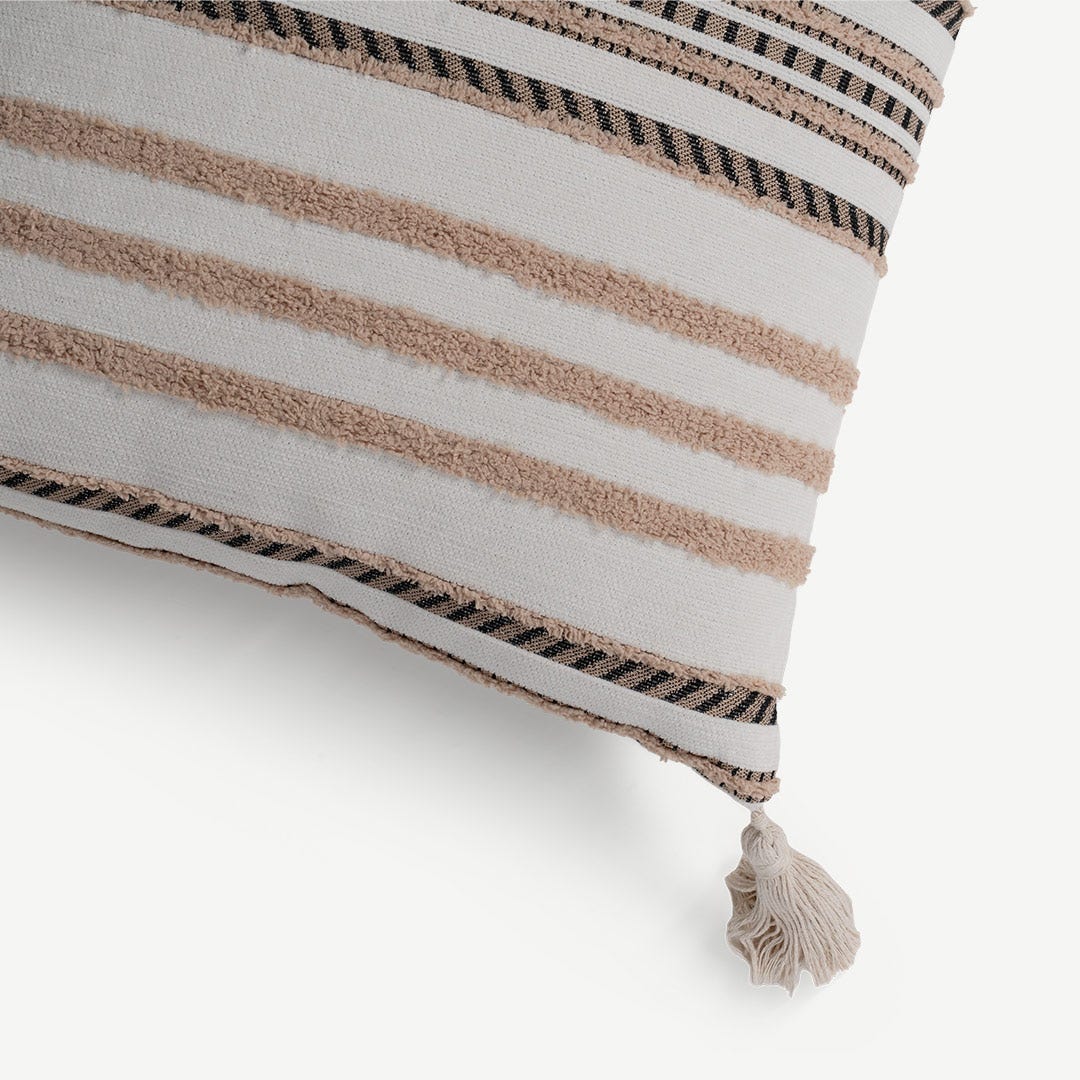 Merlie Filled Cushion W/Tassel- 45x45cm