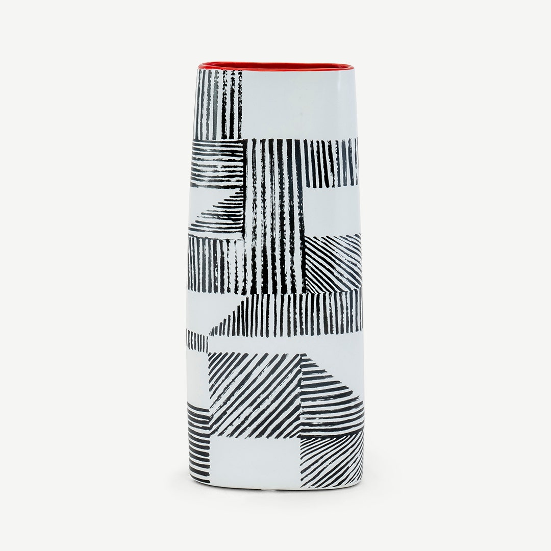 Merritt Painting Ceramic Vase-B