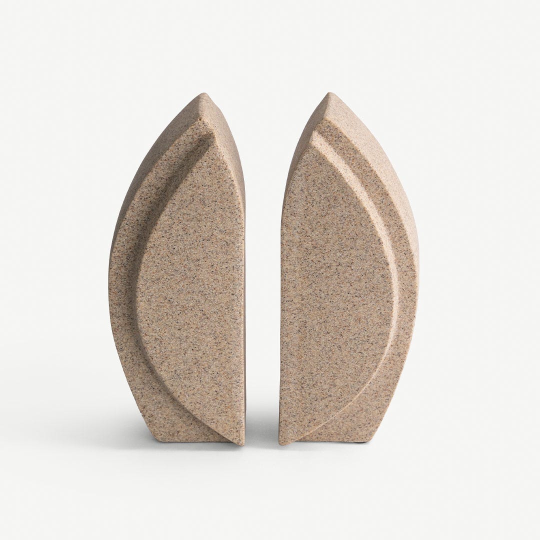 Meyla Resin Bookend