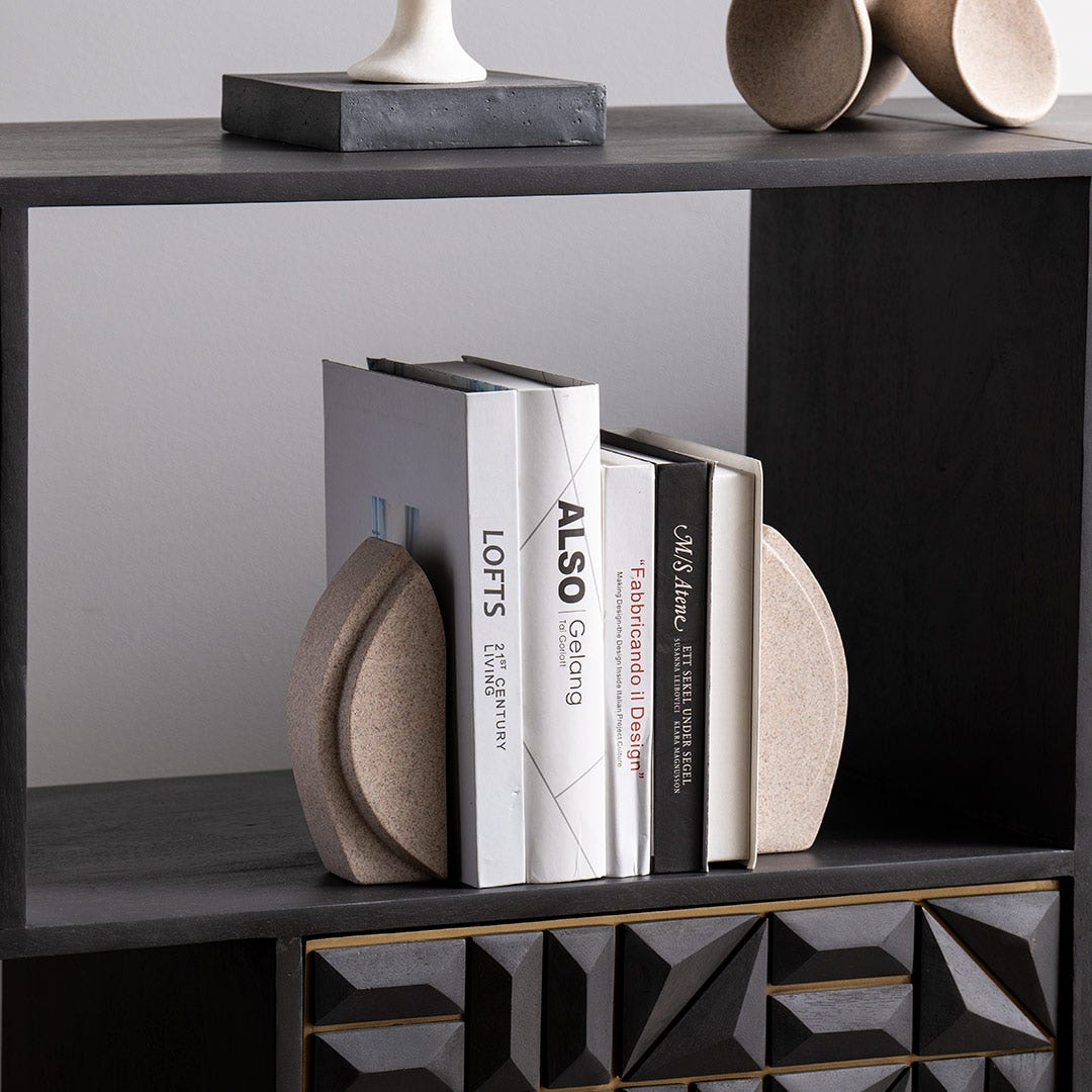 Meyla Resin Bookend