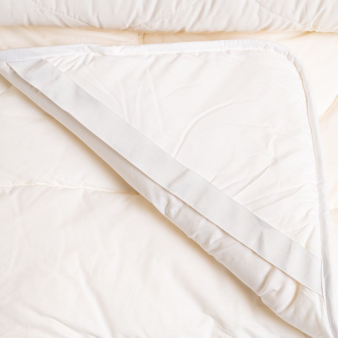 Miera Soybean Mattress Topper 200x200cm