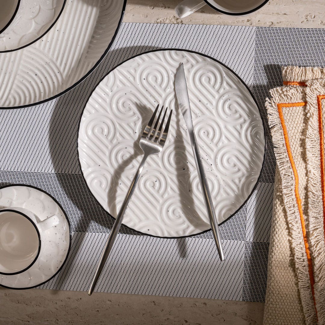 Montri Side Plate -21cm