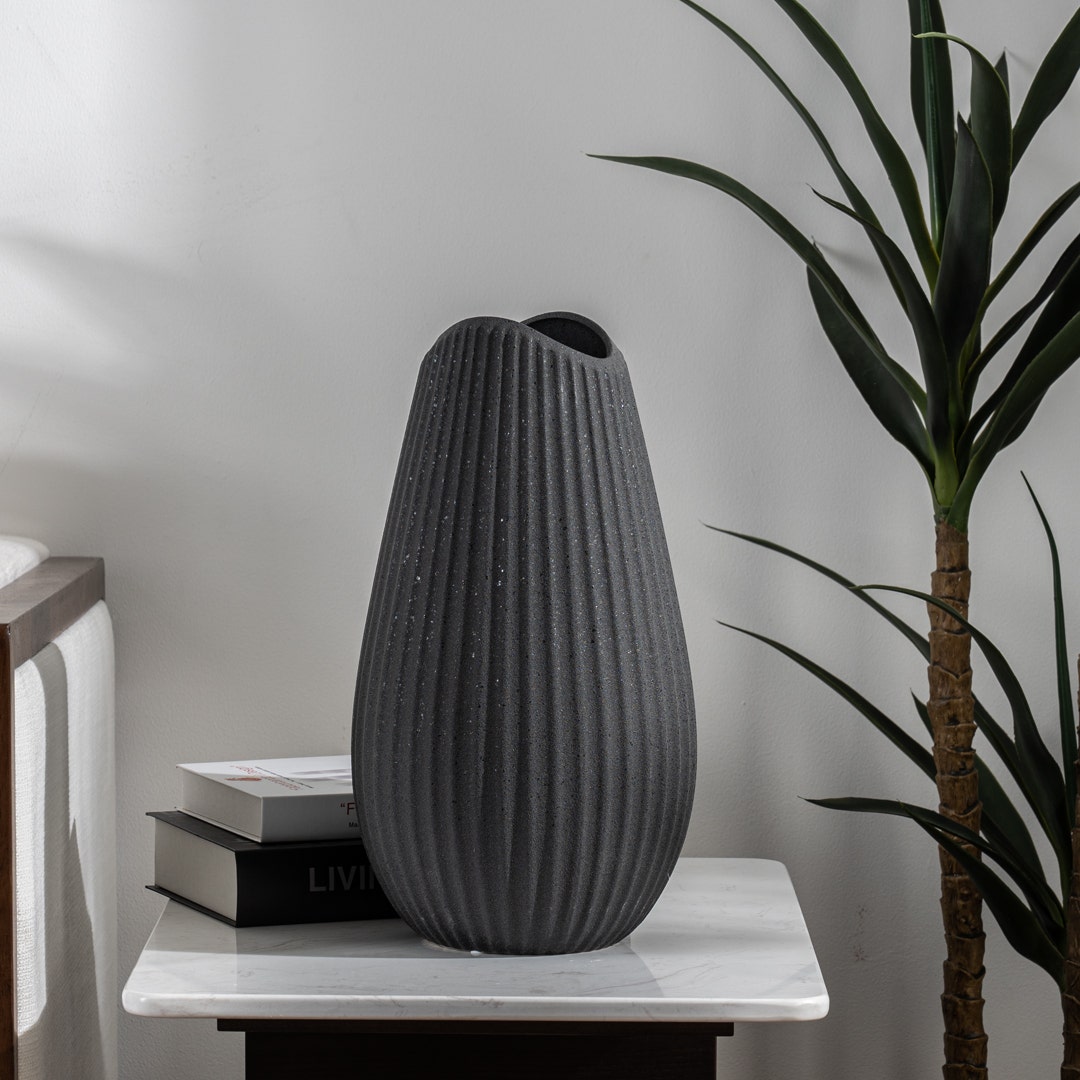 Murrano Ceramic Decor Vase -Black