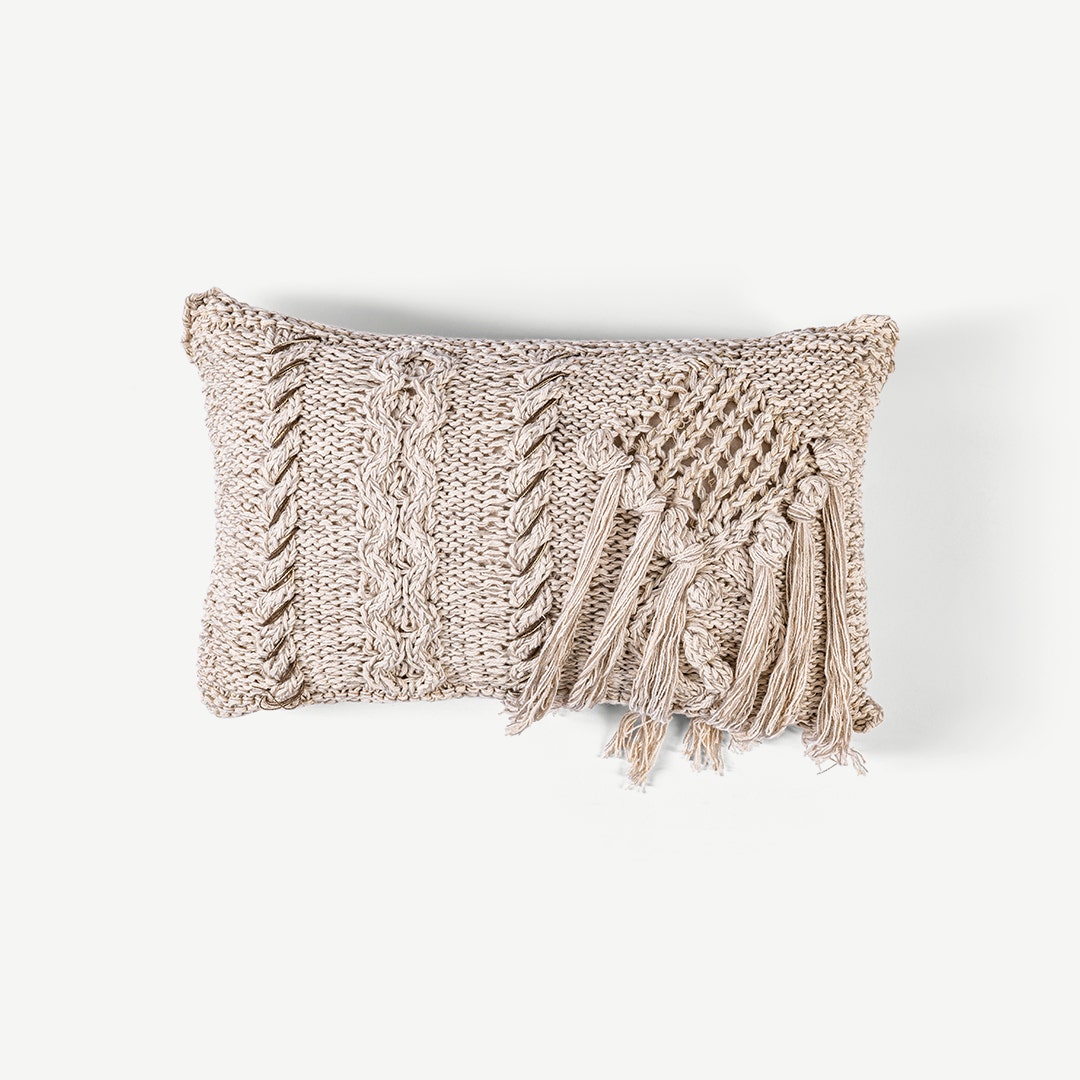 وسادة أورين المعقودة - 30x50 سم