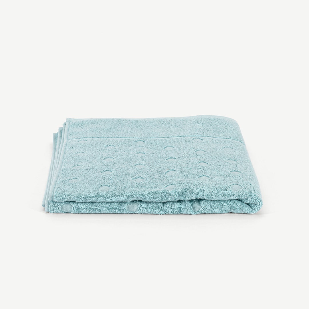 Aqua colored bath best sale towels