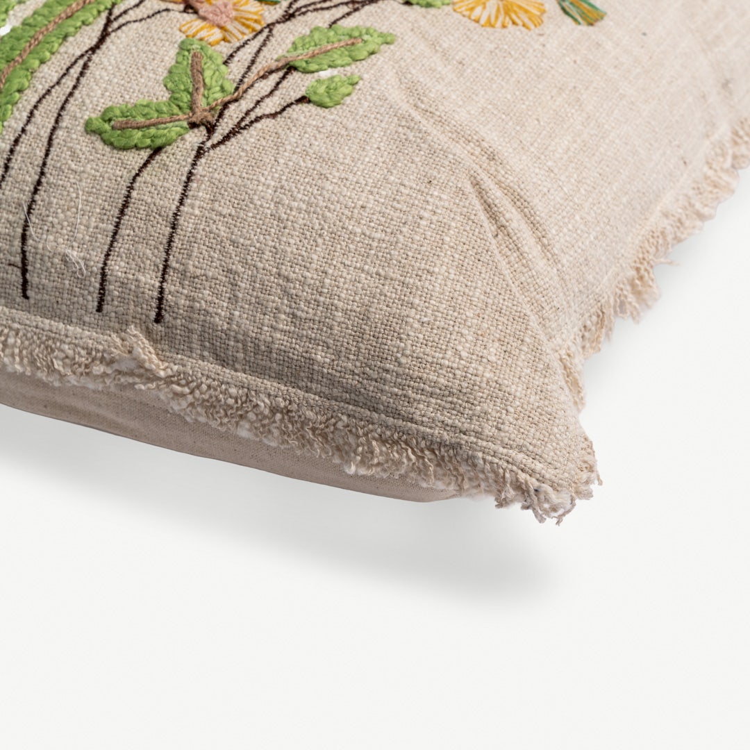 بوزي وسادة مطرزة – 50×50 سم