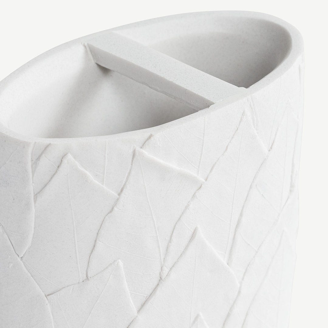 Raihan Toothbrush Holder