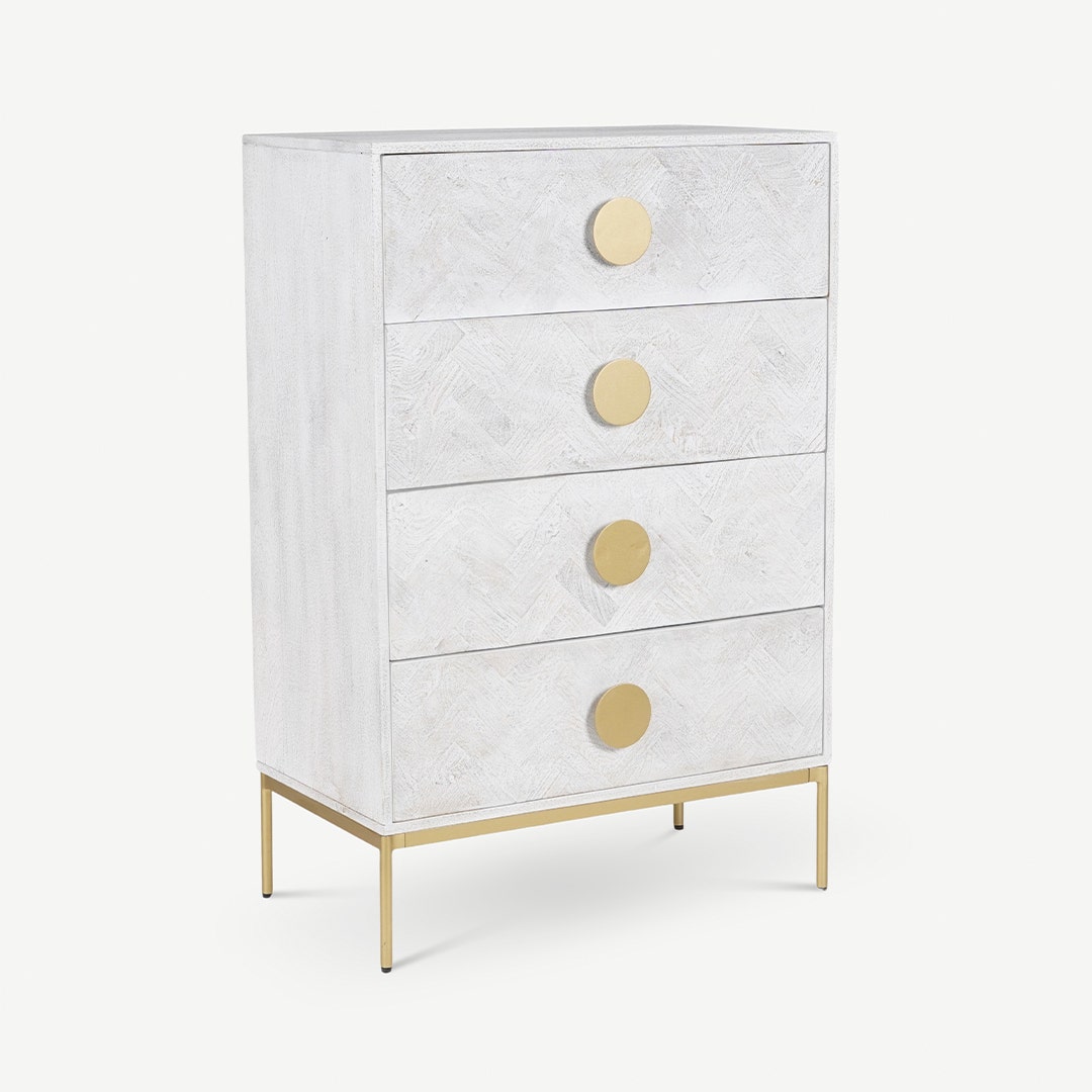 Dressers and store chest of drawers