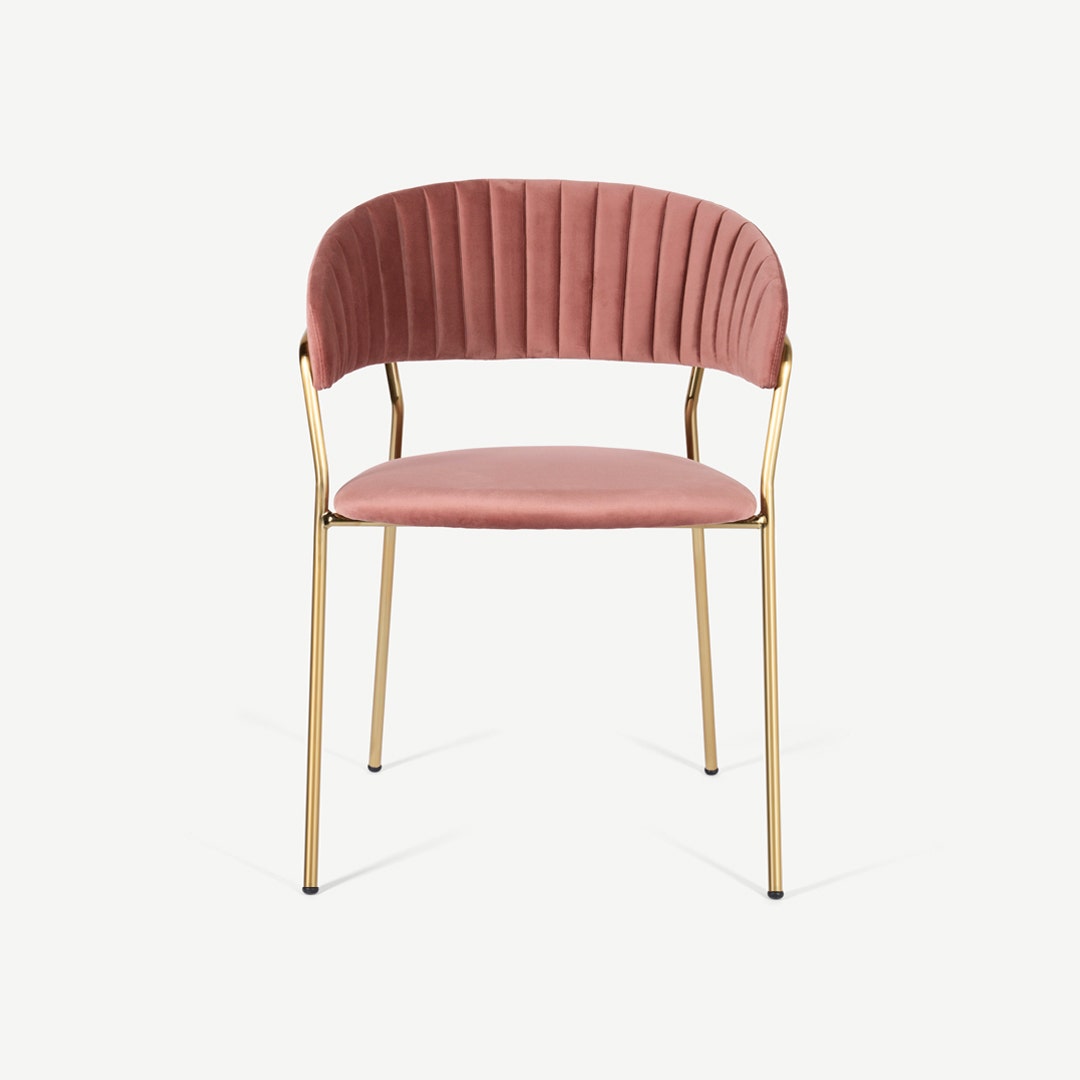 Dusty pink deals chair