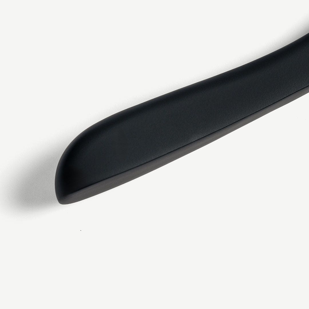 علاقة معاطف ريانا - أسود