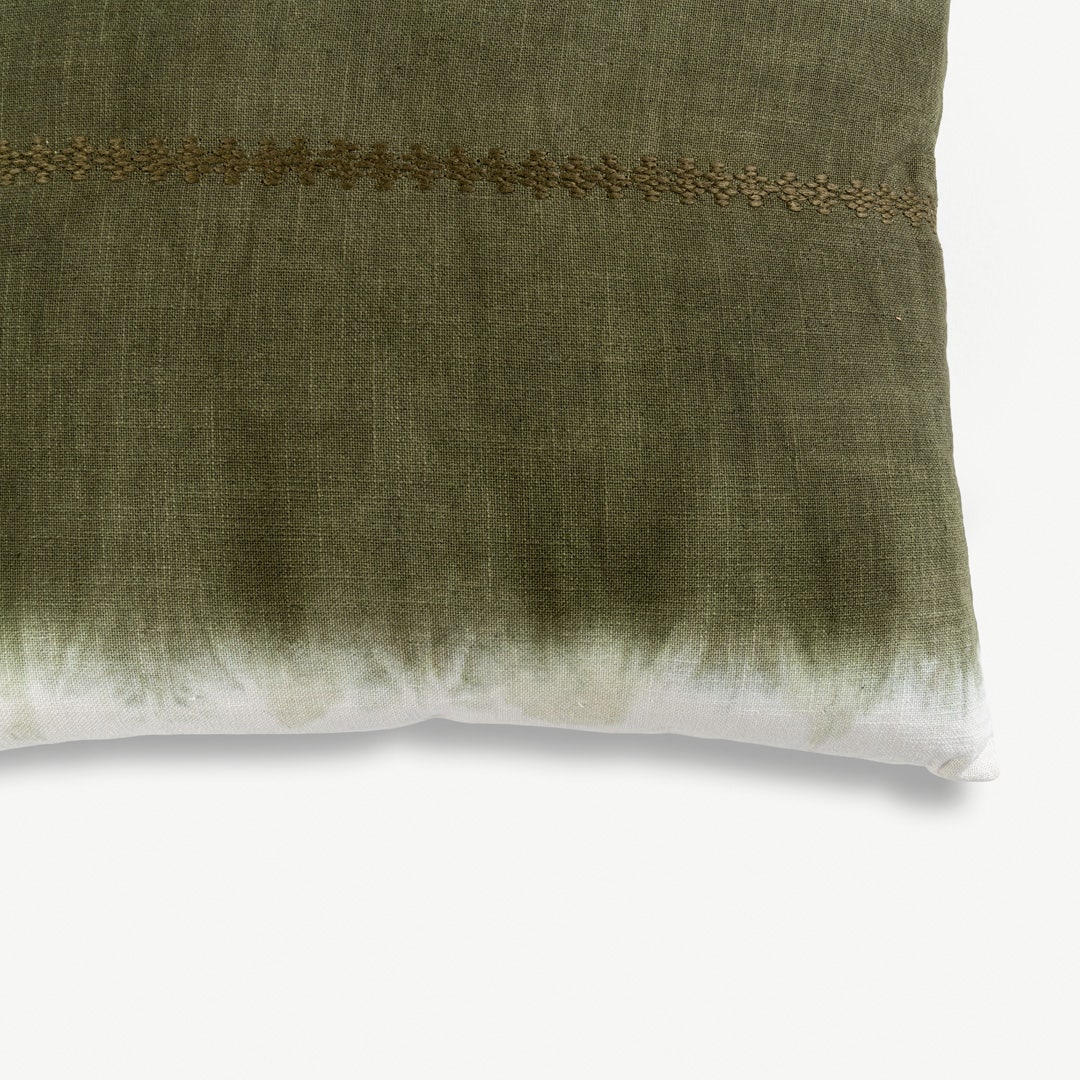 تارمين وسادة مطرزة 50x50 سم