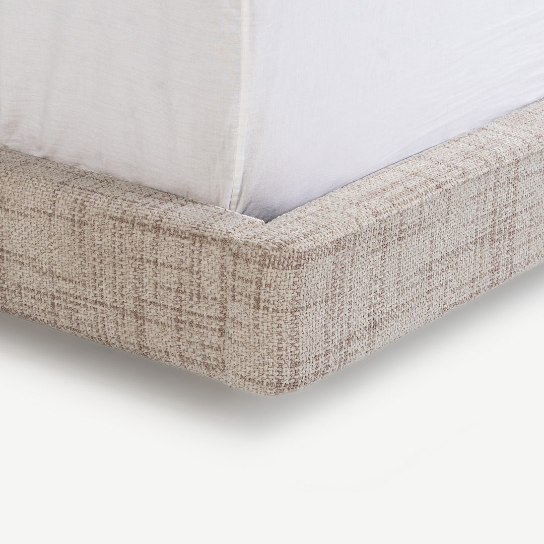 Voido King Bed 180x200cm Ivory