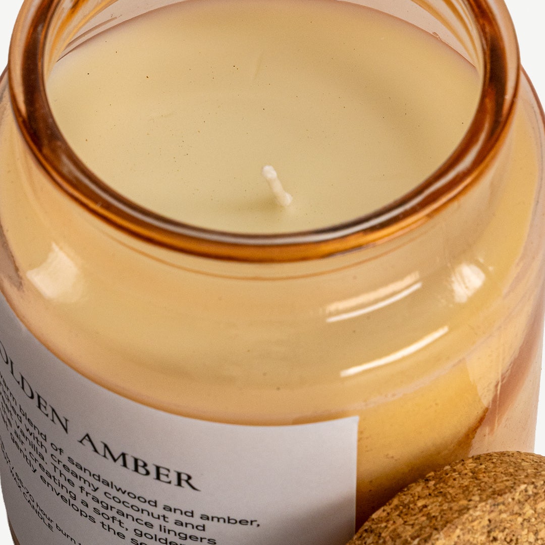 فويلا شمعة داخل وعاء - عنبر ذهبي