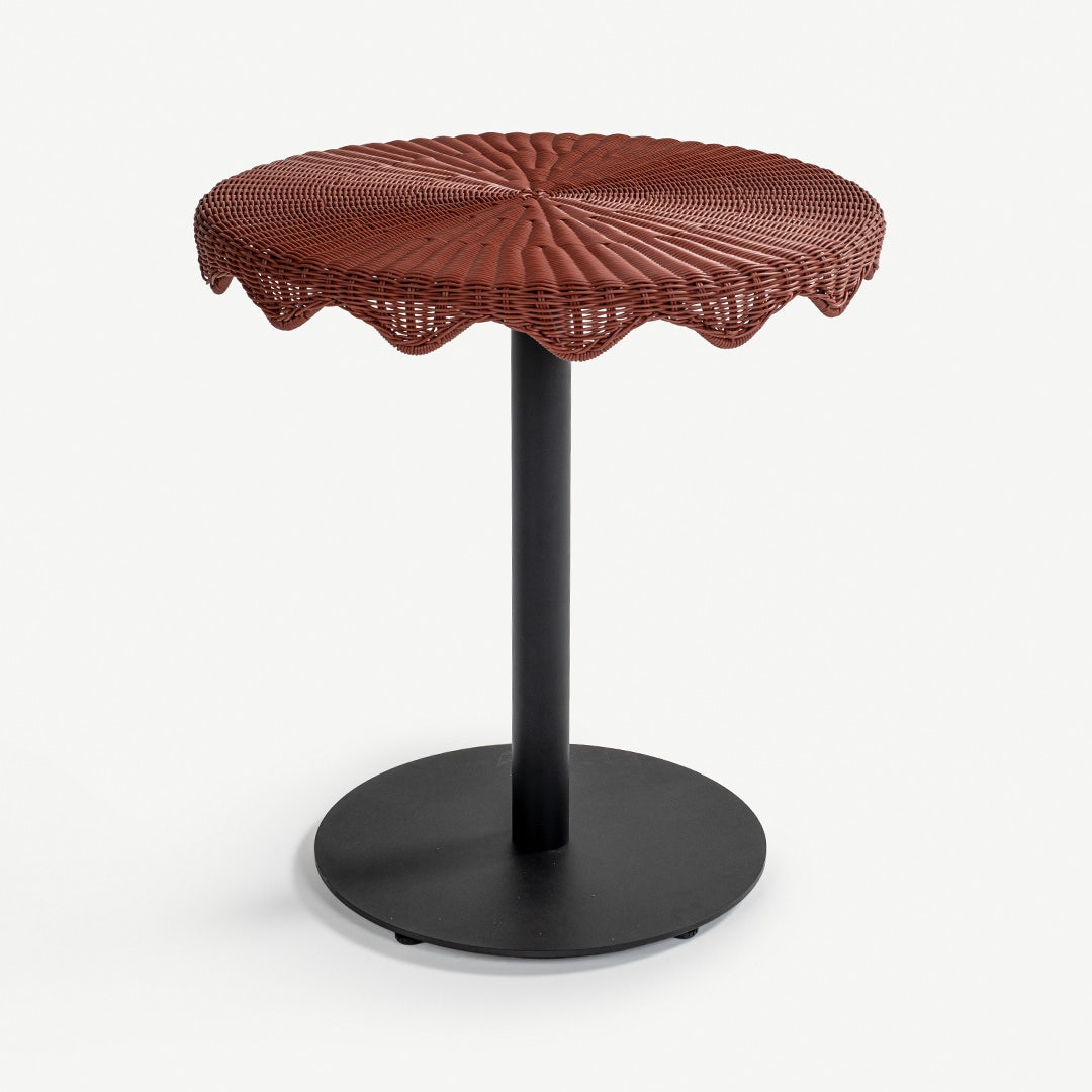 Zenovia Outdoor Dining Table Terracotta